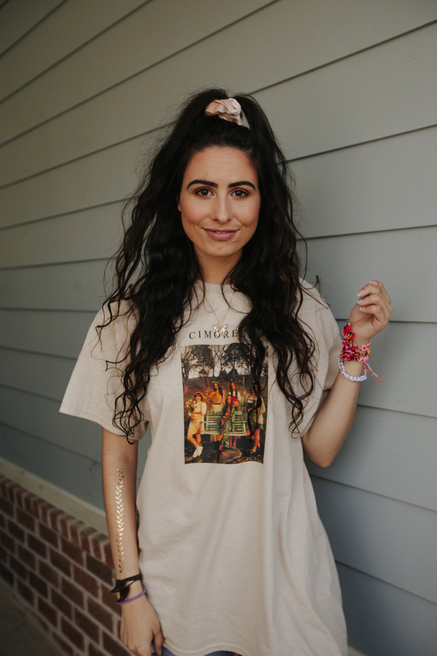 Storybook Tee In Sand